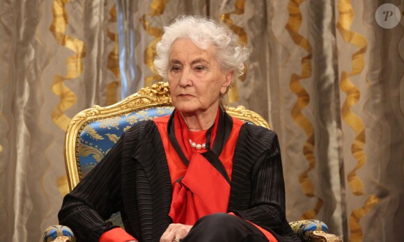 Béatrice Monti lors de la cérémonie de remise d'épée à Dany Laferrière, nouvel immortel de l'Académie française élu au 2e fauteuil, par Jean d'Ormesson le 26 mai 2015 à l'Hôtel de Ville de Paris, à deux jours de son intronisation officielle sous la Coupole.
