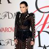 Kim Kardashian West assiste aux CFDA Fashion Awards 2015 à l'Alice Tully Hall, au Lincoln Center. New York, le 1er juin 2015.