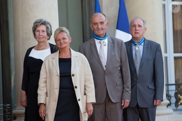 Bernard Bertolini (maire de Prads-Haute-Bleone) et François Batique (maire du Vernet), qui ont été décorés par le roi Felipe VI d'Espagne, arrivant à l'Elysée le 2 juin 2015 pour le dîner officiel organisé en l'honneur de la visite d'Etat du roi Felipe VI et de la reine Letizia d'Espagne.