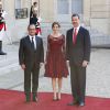 François Hollande, la reine Letizia d'Espagne, le roi Felipe VI d'Espagne à l'Elysée le 2 juin 2015 pour le dîner officiel organisé en l'honneur de la visite d'Etat du roi Felipe VI et de la reine Letizia d'Espagne.