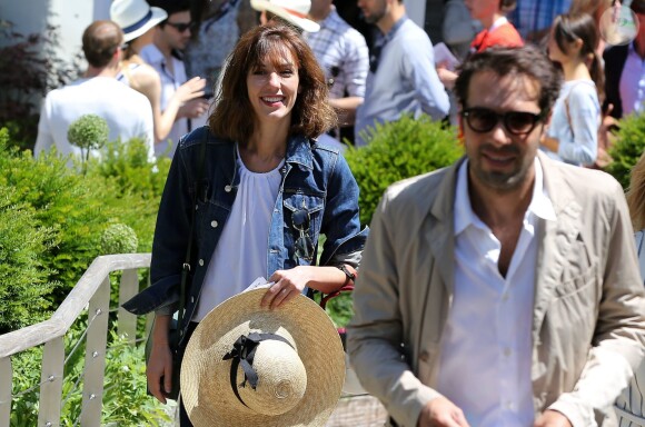 Doria Tillier et Nicolas Bedos, au village Roland-Garros à Paris, le 6 juin 2015.