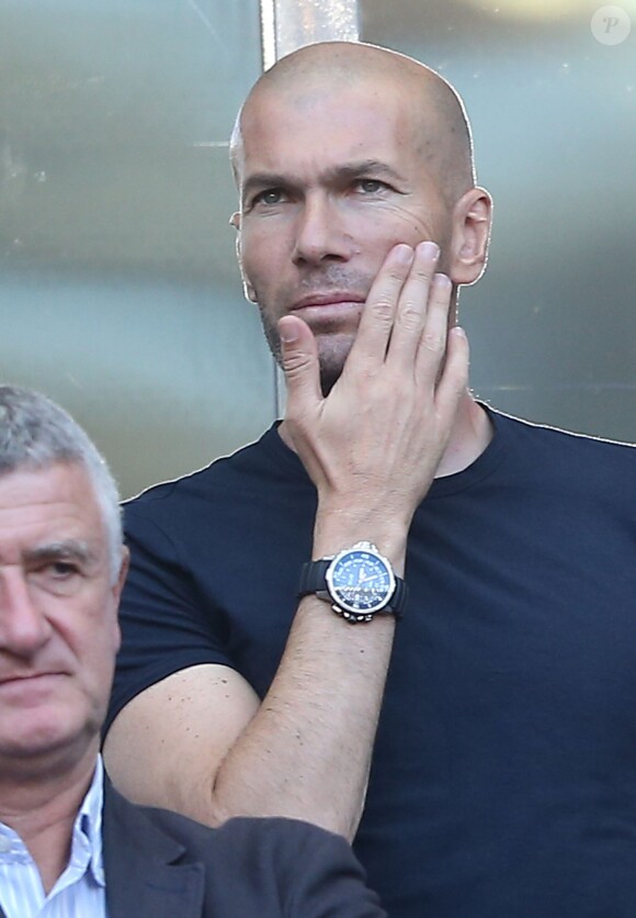 Zinédine Zidane au Stade de France pour la rencontre France - Belgique à Saint-Denis le 7 juin 2015