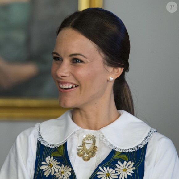 Sofia Hellqvist lors de la réception au palais à Stockholm le 6 juin 2015 pour la Fête nationale.