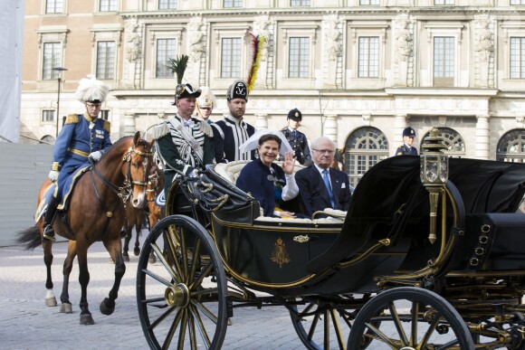 Le roi Carl XVI Gustaf de Suède et la reine Silvia lors de la Fête nationale le 6 juin 2015 à Stockholm.