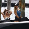 Enterrement de vie de jeune fille de Nicky Hilton avec sa soeur Paris Hilton et des amis sur un bateau à Miami, le 6 juin 2015.  