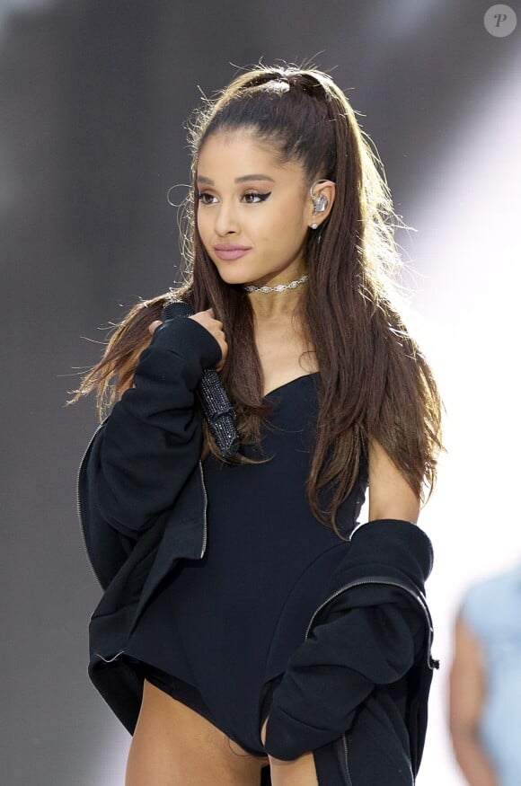Ariana Grande en concert au Capital FM's Summertime Ball, à Londres le 6 juin 2015 