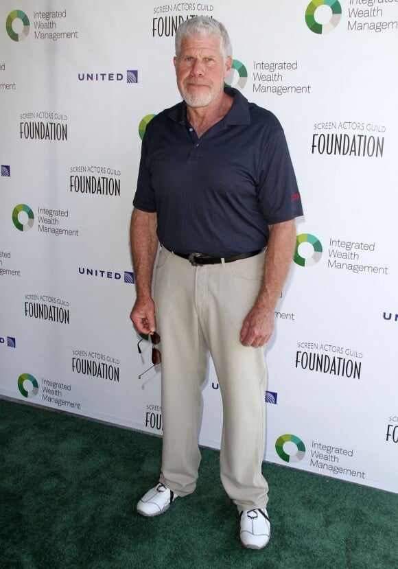 Ron Perlman - Evénement "SAG Foundation L.A. Golf Classic" organisé dans un club de golf à Burbank, le 8 juin 2015. 