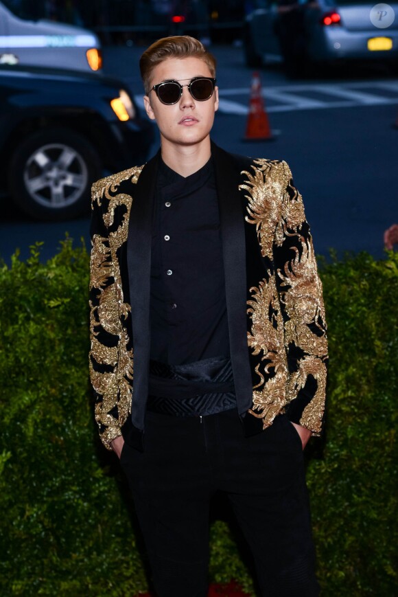 Justin Bieber à la Soirée Costume Institute Gala 2015 au Metropolitan Museum à New York le 4 mai 2015.