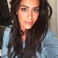 Amel Bent : selfie pour la ravissante artiste !