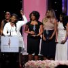 Samira Wiley, Adrienne C. Moore, Danielle Brooks, Lorraine Toussaint, Laverne Cox, Vicky Jeudy et Uzo Aduba reçoivent le Vanguard Award lors de la 8e cérémonie annuelle Essence Black Women in Hollywood à Los Angeles, le 19 février 2015.