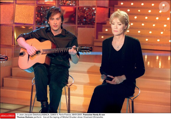 Françoise Hardy et Thomas Dutronc sur l'enregistrement de l'émission Vivement Dimanche, le 11 janvier 2001 à Paris