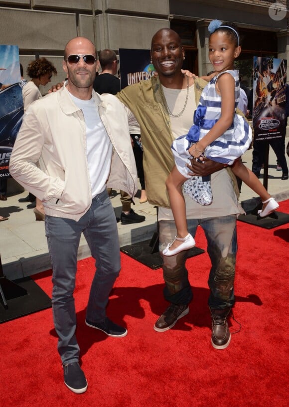 Jason Statham, Tyrese Gibson et sa fille Shayla - Inauguration du Fast & Furious Supercharged Ride aux Studios Universal à Los Angeles le 23 juin 2015.