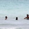 Andrea Pirlo avec ses enfants Niccolo et Angela et sa belle Valentina à Miami le 25 juin 2015