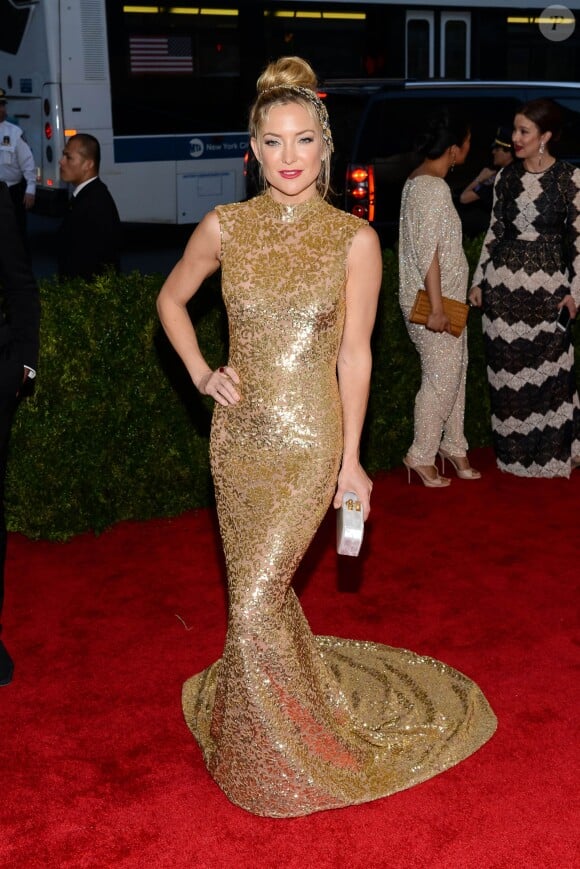 Kate Hudson - Soirée Costume Institute Gala 2015 (Met Ball) au Metropolitan Museum célébrant l'ouverture de Chine: à travers le miroir à New York, le 4 mai 2015.  
