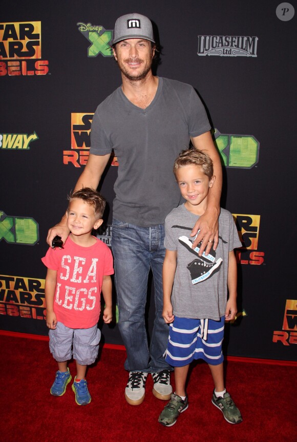 Oliver Hudson - Première du film " Star Wars Rebels " à Los Angeles Le 27 septembre 2014 