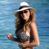 La sexy Nicole Scherzinger fête ses 37 ans au cours d'un week-end entre amies sur l'île de Mykonos. Le 28 juin 2015.