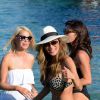 Nicole Scherzinger fête ses 37 ans au cours d'un week-end entre filles sur l'île de Mykonos. Le 28 juin 2015.