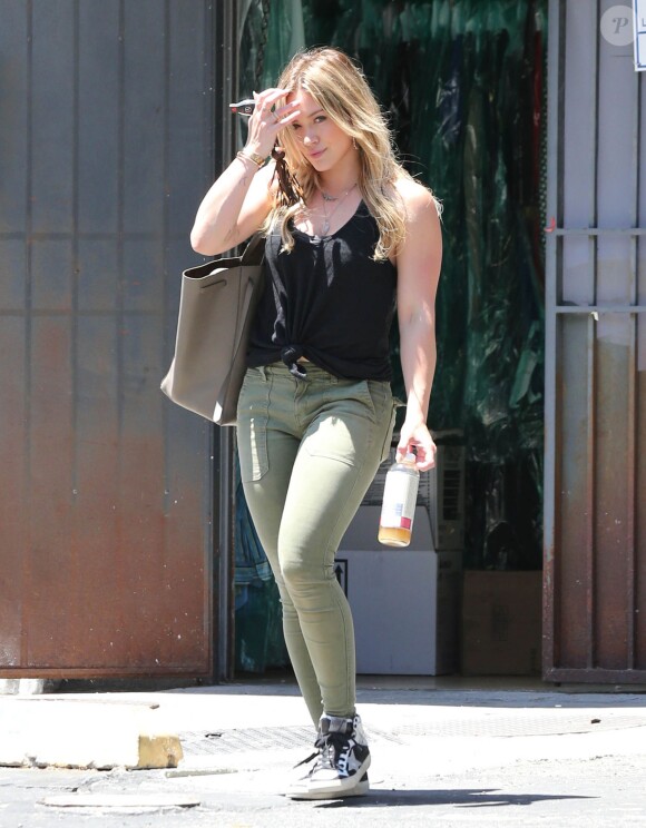 Exclusif - Hilary Duff se rend à son cours de danse à Hollywood, le 8 juin 2015 