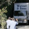 Des camions de déménagement devant le domicile de Jennifer Garner et Ben Affleck à Pacific Palisades, le 21 juin 2015.