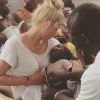 Elodie Gossuin, à Dakar au Sénégal, le mercredi 24 juin, aux côtés des bénévoles de l'Unicef pour une vaste campagne de vaccination des jeunes enfants.