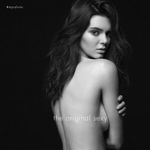 Kendall Jenner figure sur la campagne automne 2015 de Calvin Klein Underwear. Photo par Mikael Jansson.