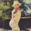 Jaime King enceinte de son 2e enfant sur Instagram / Juillet 2015