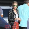 Miley Cyrus et sa compagne Stella Maxwell sont allées déjeuner au restaurant Nobu à Malibu, le 11 juillet 2015 