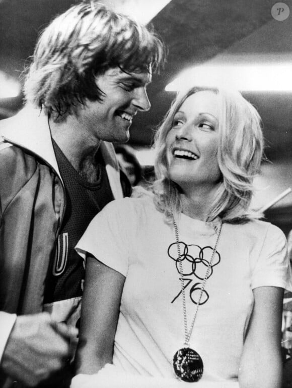 Caitlyn Jenner et son épouse de l'époque Chrystie après avoir décroché l'or olympique à Montréal, le 1er août 1976