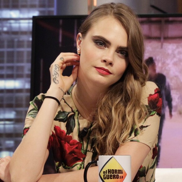Cara Delevingne sur le plateau de l'émission "El Hormiguero" à Madrid. Le 8 juillet 2015.