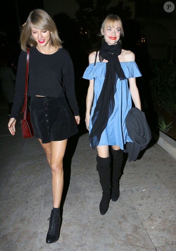 Exclusif - Taylor Swift et Jaime King, enceinte, passent une soirée entre filles à Beverly Hills, le 2 mars 2015, juste quelques jours après que Jaime King annonce que Taylor Swift sera marraine pour le seconde fois.  