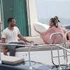 Exclusif - John Legend, sa femme Chrissy Teigen et une amie profitent de leurs vacances sur un yacht. Saint-Tropez, le 21 juillet 2015.