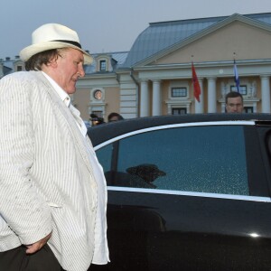 Gérard Depardieu quitte la présentation de la FIFA World Cup 2018 à Saransk, St. Petersbourg, le 23 juillet 2015.