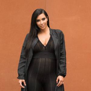 Kim Kardashian West, enceinte, au LACMA,à Los Angeles, le 24 juillet 2015