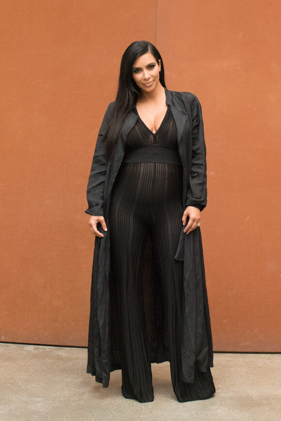 Kim Kardashian West, enceinte, au LACMA,à Los Angeles, le 24 juillet 2015