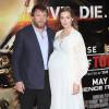 Guy Ritchie et sa fiancée Jacqui Ainsley (enceinte) lors de la première mondiale du film "Edge of Tomorrow" à Londres, le 27 mai 2014.