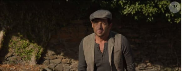Patrick Bruel dans le clip Corsica