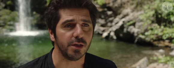 Patrick Fiori dans le clip Corsica