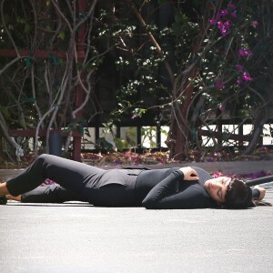 Exclusif - Kim Kardashian tourne une publicitée pour Hype Energy Drinks à Miami, le 15 avril 2014.