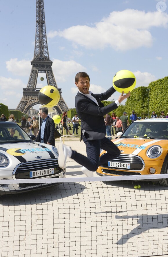 Christophe Beaugrand lors du photocall du film "Pixels" et la célébration du célèbre Pac-Man au Champ-de-Mars à Paris, le 22 mai 2015.