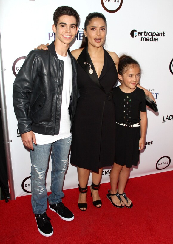 Cameron Boyce, Salma Hayek et sa fille Valentina Paloma Pinault - Première de "Kahlil Gibran's The Prophet" à Los Angeles le 29 juillet 2015.