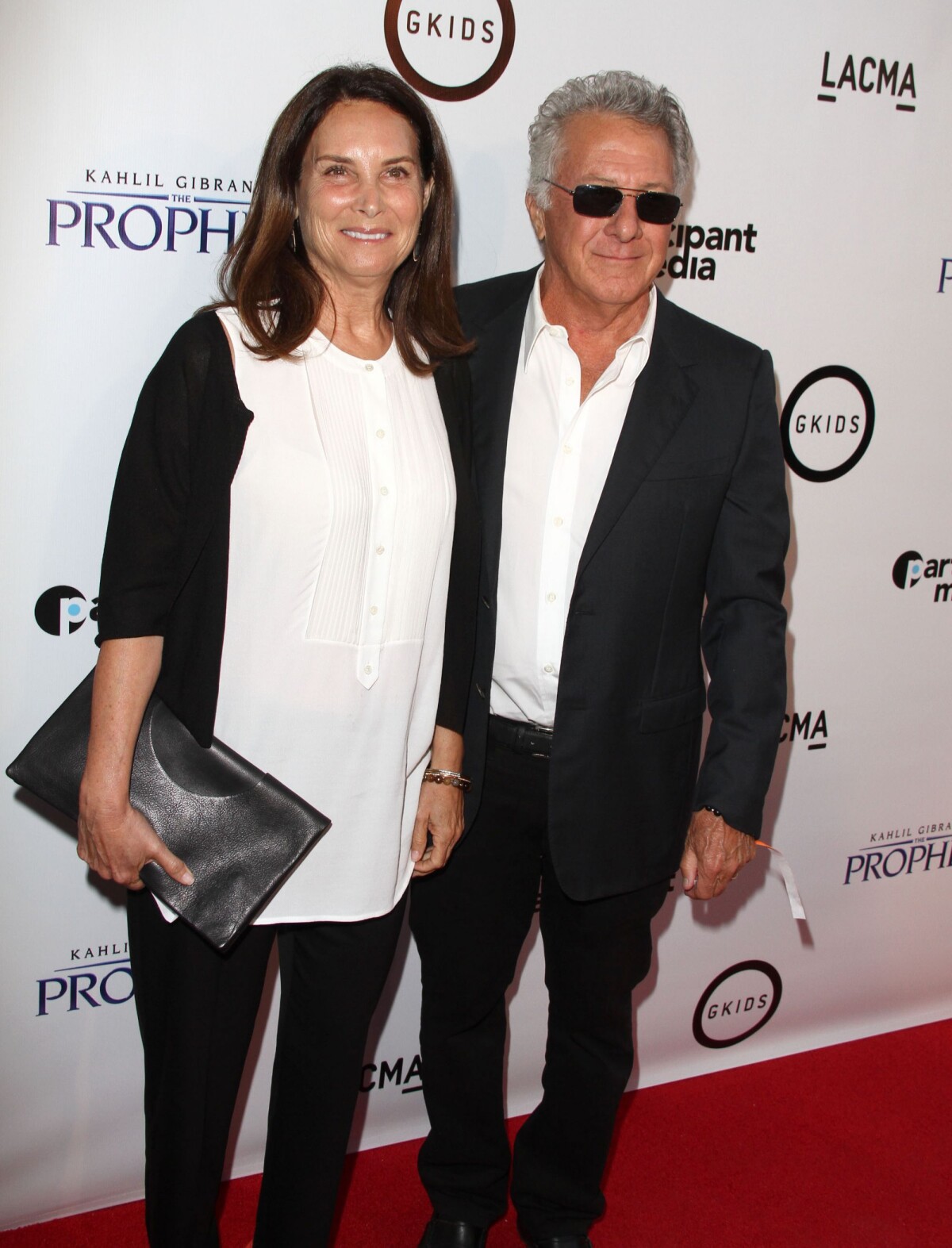 Photo Dustin Hoffman et sa femme Lisa Hoffman Première de "Kahlil