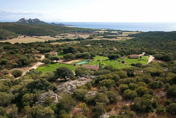 Exclusif - Le domaine de Murtoli en Corse, où Nicolas Sarkozy, son épouse Carla et leur petite Giulia vont passer les deux premières semaines d'août 2015