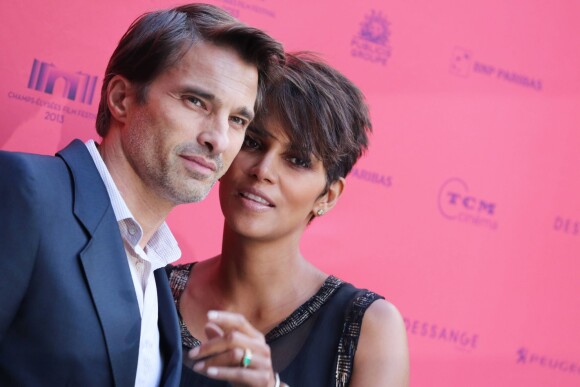 Olivier Martinez et Halle Berry enceinte à Paris le 13 juin 2013.