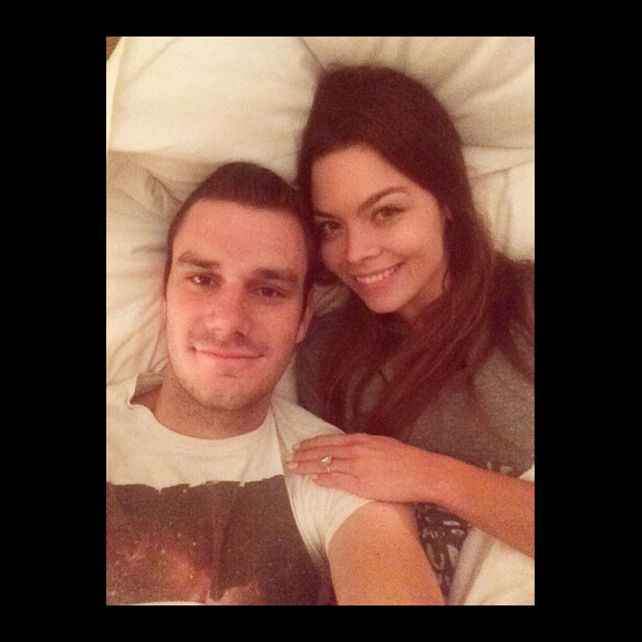 Scarlett Byrne et son fiancé Cooper Hefner / aout 2015