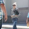 Gwen Stefani est allée à église avec ses enfants Kingston, Zuma et Apollo à Universal City. Gwen ne porte plus son alliance depuis l'annonce officielle de sa séparation avec son mari Gavin Rossdale. Le 9 aout 2015 