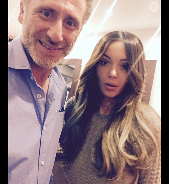 Laurent Athias pose avec Nabilla
