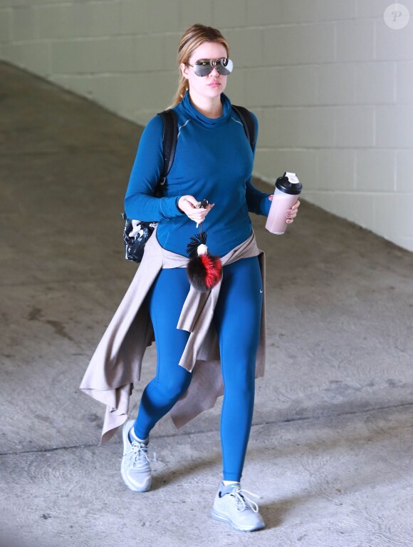 Khloe Kardashian se rend à son cours de gym à Beverly Hills, le 23 avril 2015
