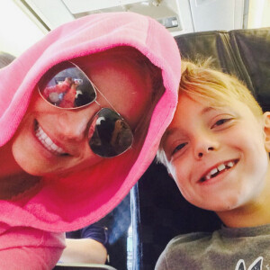 Britney Spears part à Hawaii avec ses deux garçons / photo postée sur le compte Instagram de la chanteuse américaine.