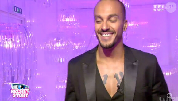 Nicolas dans Secret Story 9, sur TF1, le vendredi 21 aout 2015
