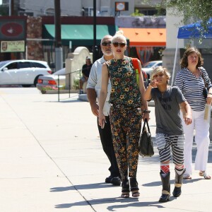 Gwen Stefani, ses parents Dennis et Patti et ses deux garçons Kingston et Zuma à Universal City, le 23 août 2015.